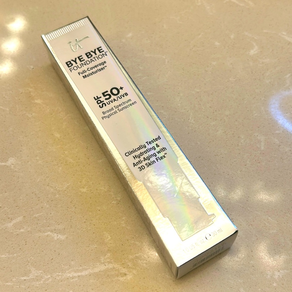 it cosmetics Bye Bye Foundation - full coverage color: Rich